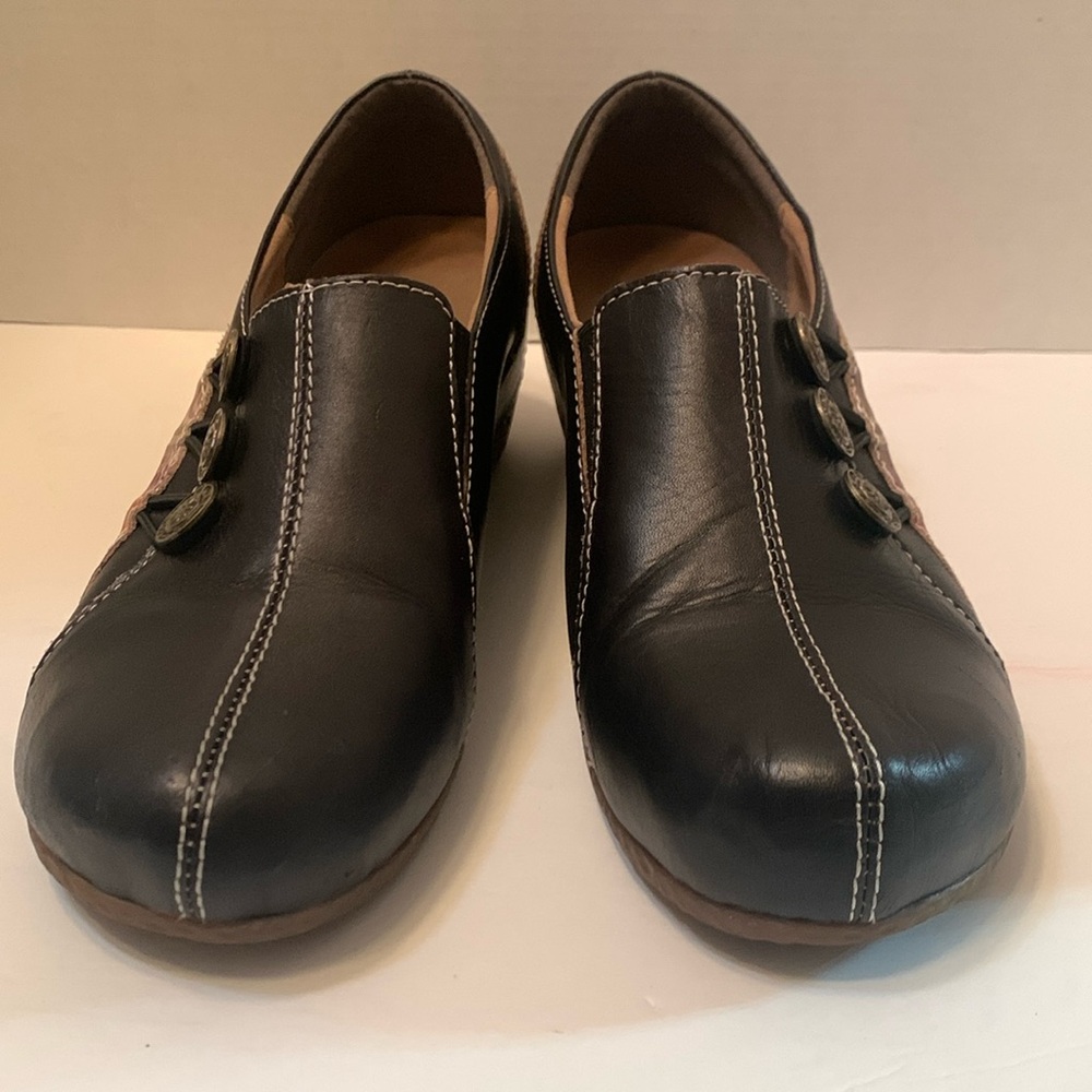 L’artiste By Spring Steps Black With Button Accen… - image 1